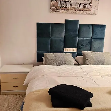 Villacasaemilyo דירה